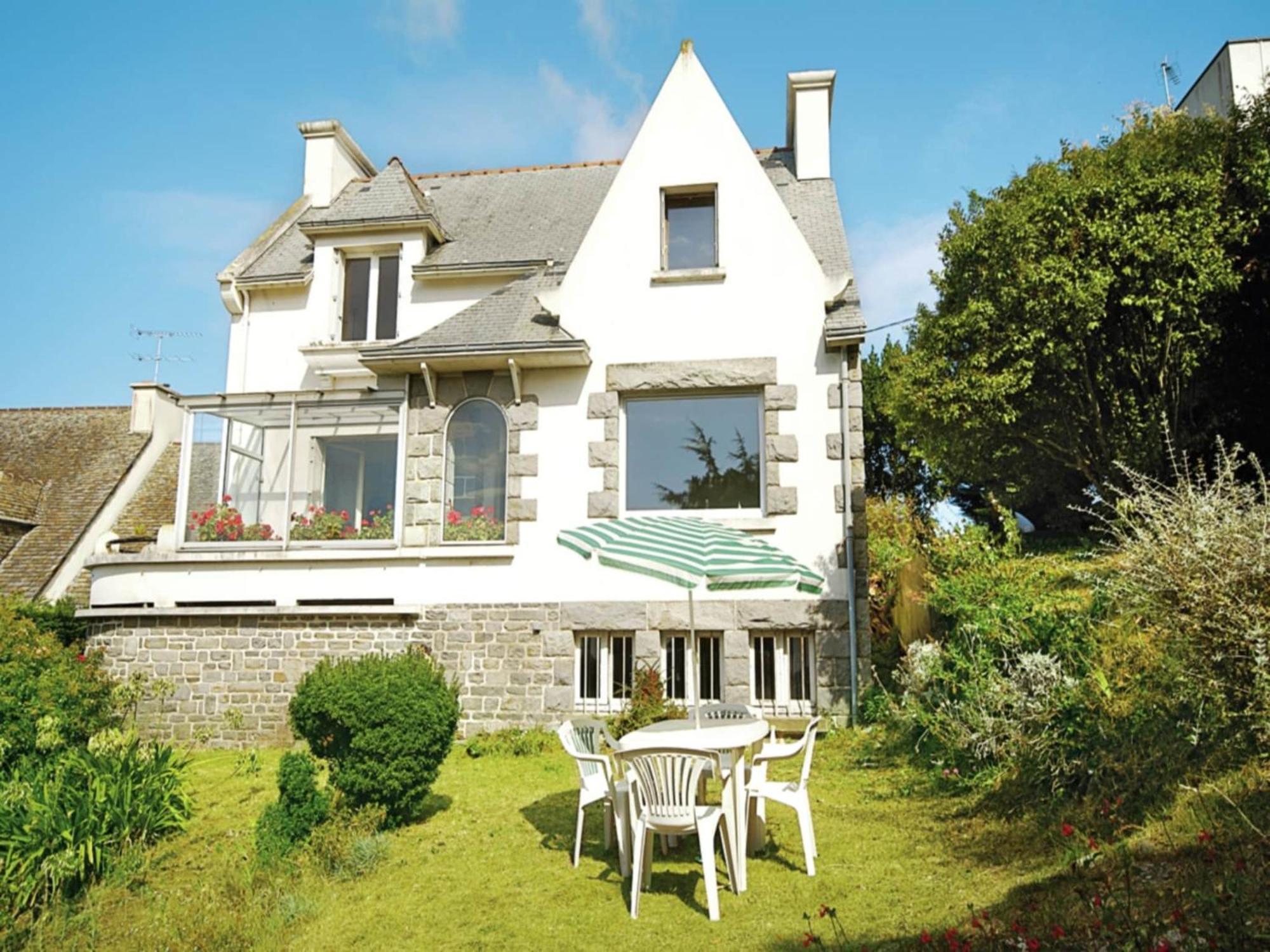 Beautiful Holiday Home With Sea View In Erquy Exteriör bild