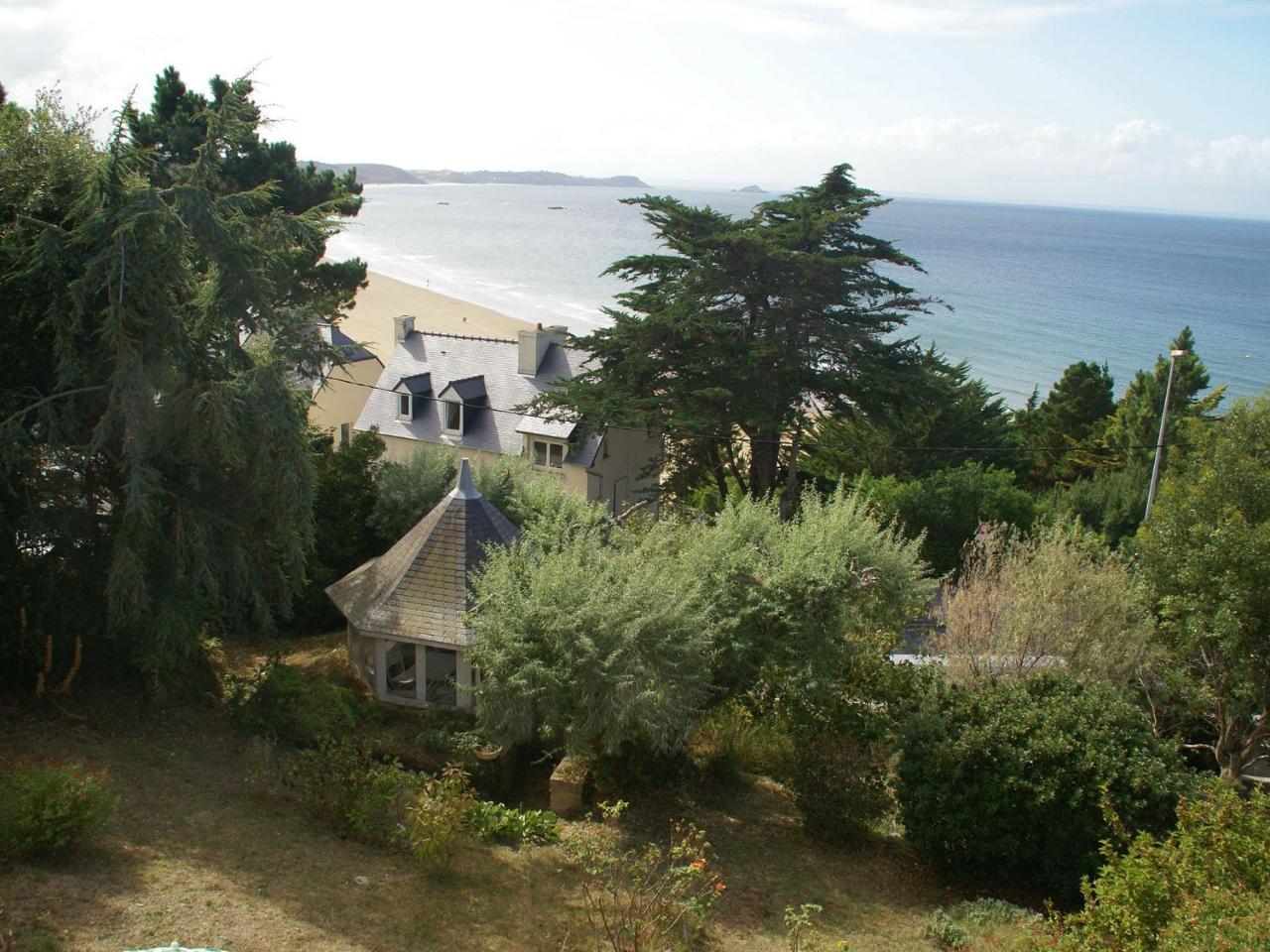 Beautiful Holiday Home With Sea View In Erquy Exteriör bild